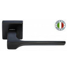 Дверные ручки Morelli Luxury FIORD-SQ NERO Цвет - Черный